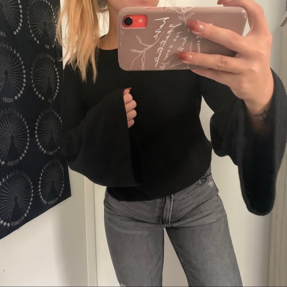 Bell sleeved black sweater top - Picture 4 of 4